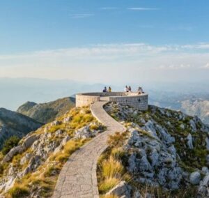 2montenegro: travel advice, tourist attractions, tourist tips, montenegro, lovcen, daytrip from kotor, daytrip from budva