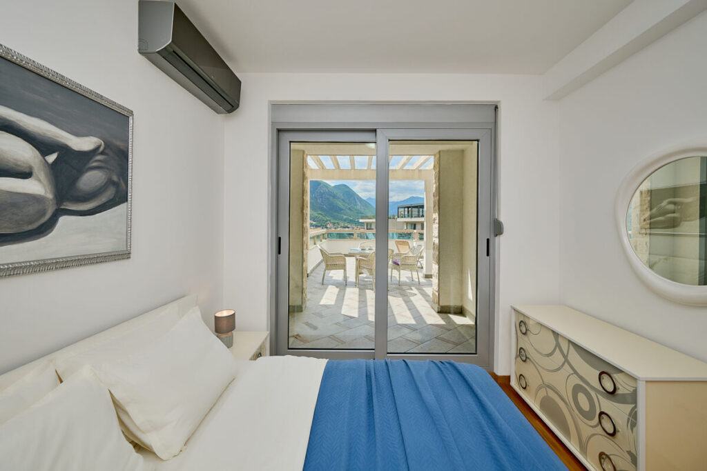  - 2montenegro.me