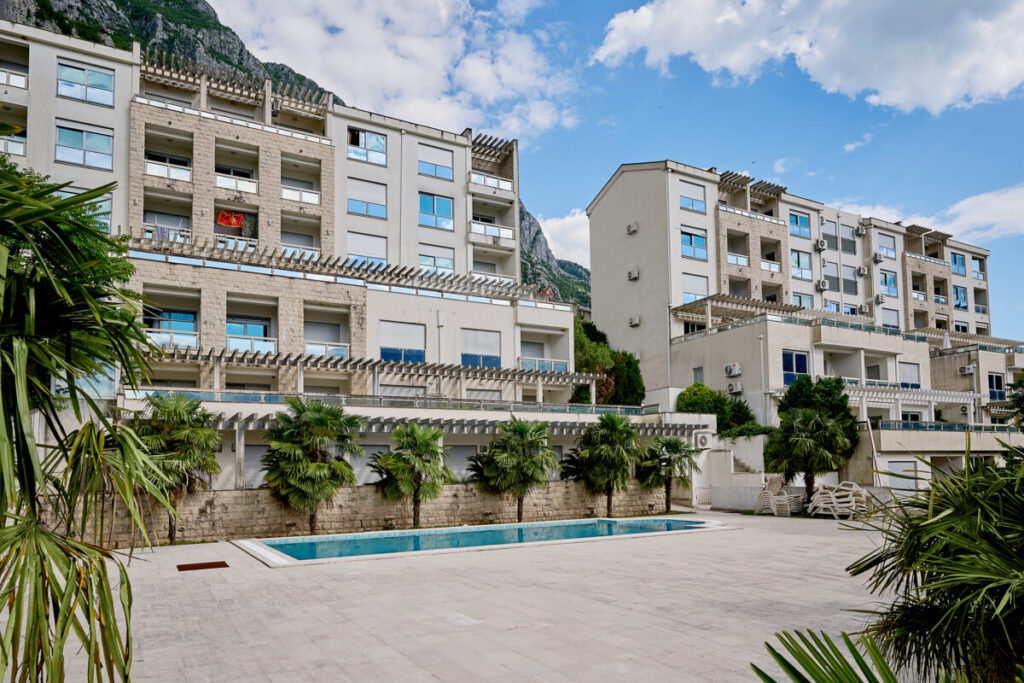  - 2montenegro.me