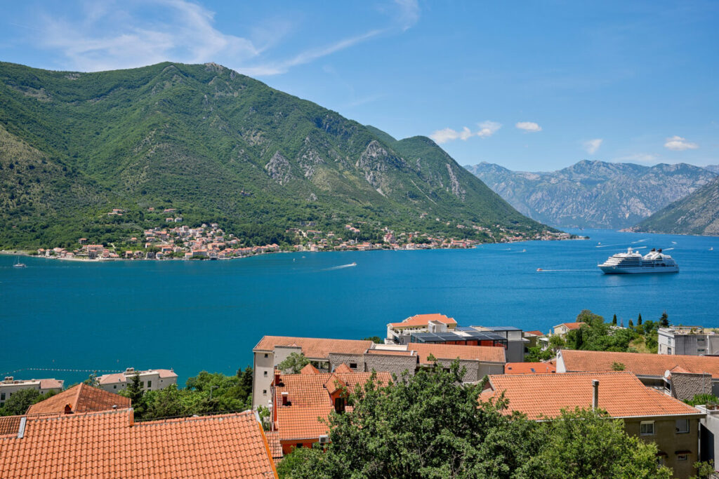  - 2montenegro.me