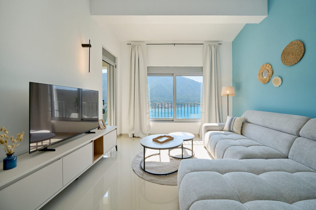  - 2montenegro.me